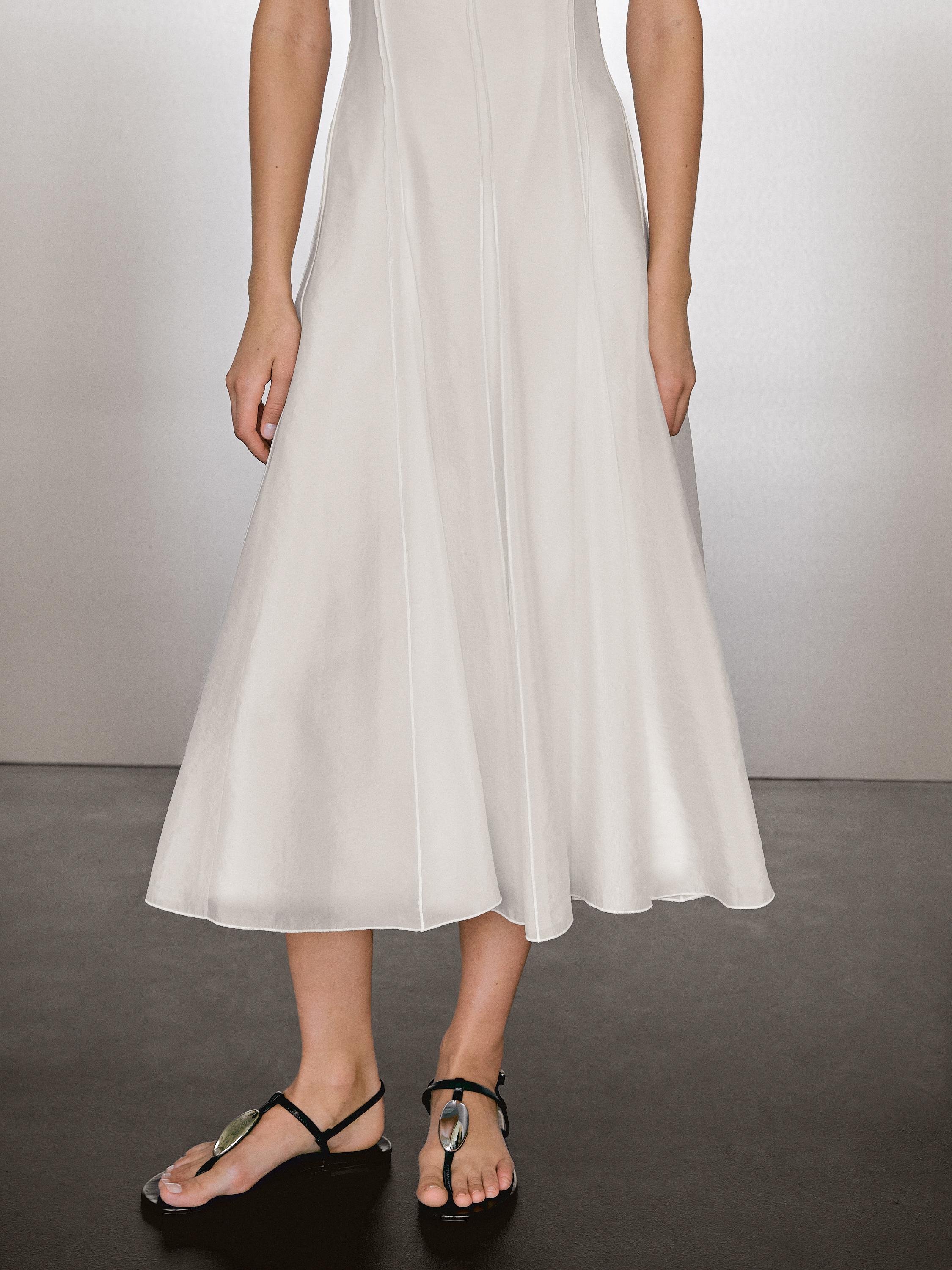 Robe midi bretelles fluide